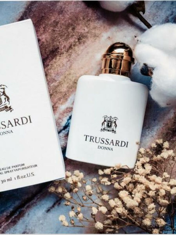 عطر تروساردی دونا اصل لوزی سوییس_گرمی(دکانت) | Trussardi Donna